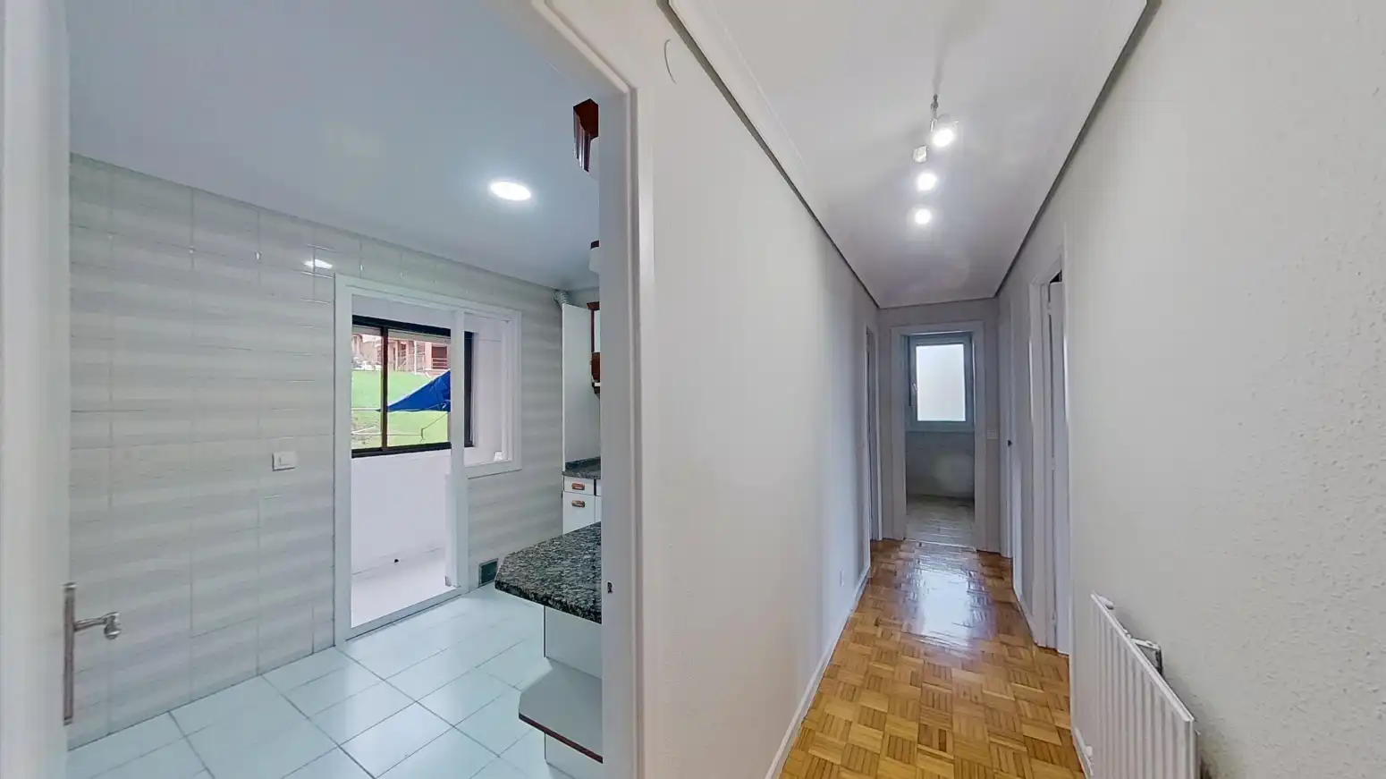 Piso en venta en Santander con Calefacción, Jardín privado y Trastero