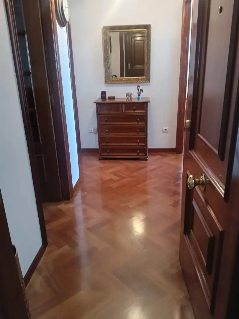 Piso en venta en A Coruña Capital  con Calefacción y Trastero