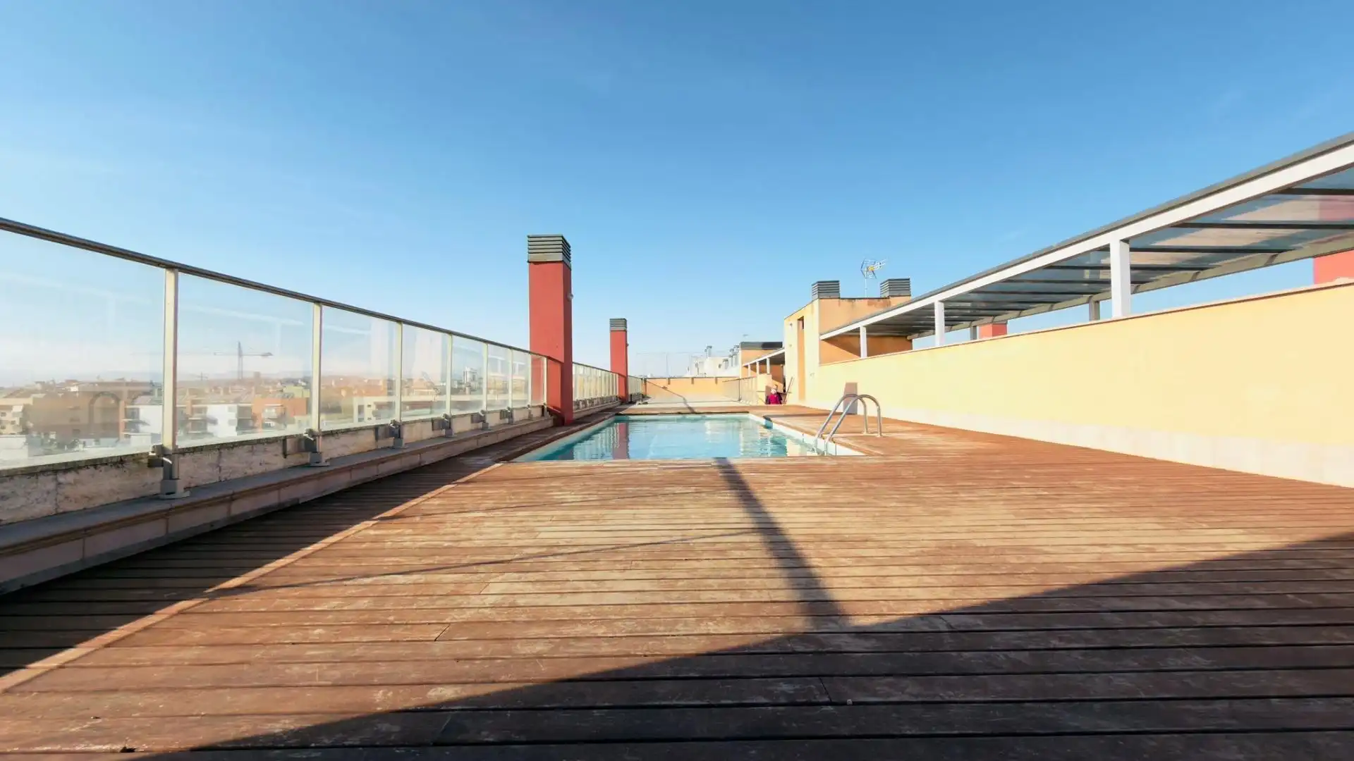 Schwimmbecken von Wohnung zum Verkauf in Vilafranca del Penedès mit Heizung, Terrasse und Gemeinschaftspool