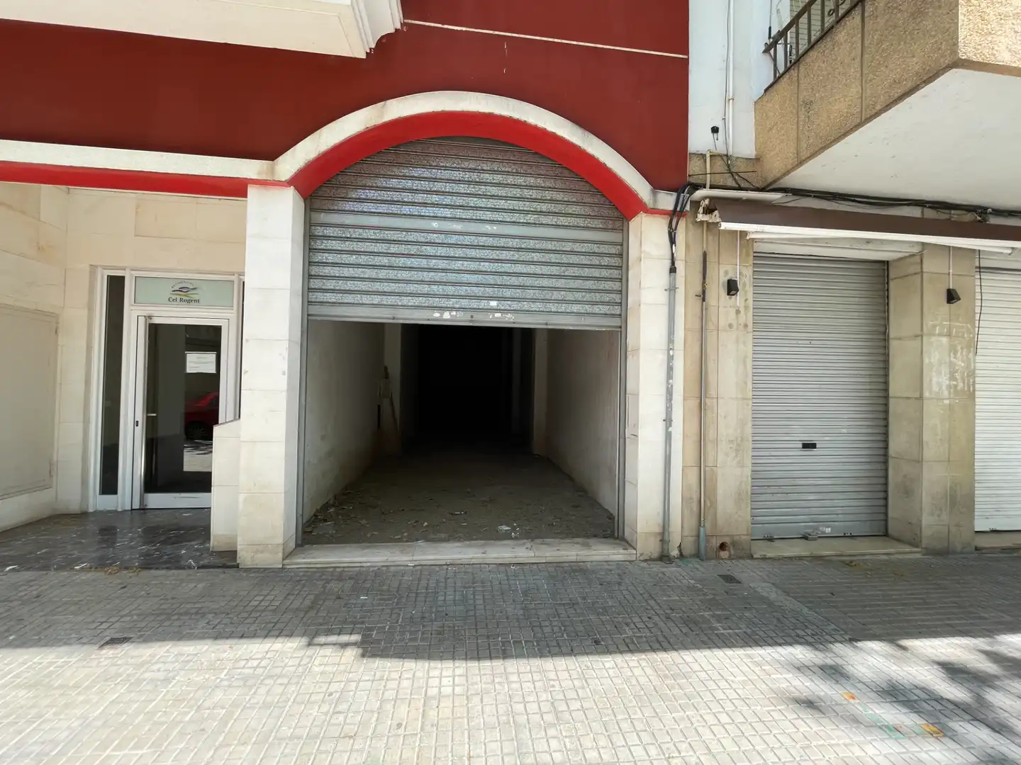 Local comercial en venda a Avinguda de la Independència 18