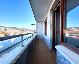 Exterior view of Flat for sale in Bilbao   with Terrace and Furnished