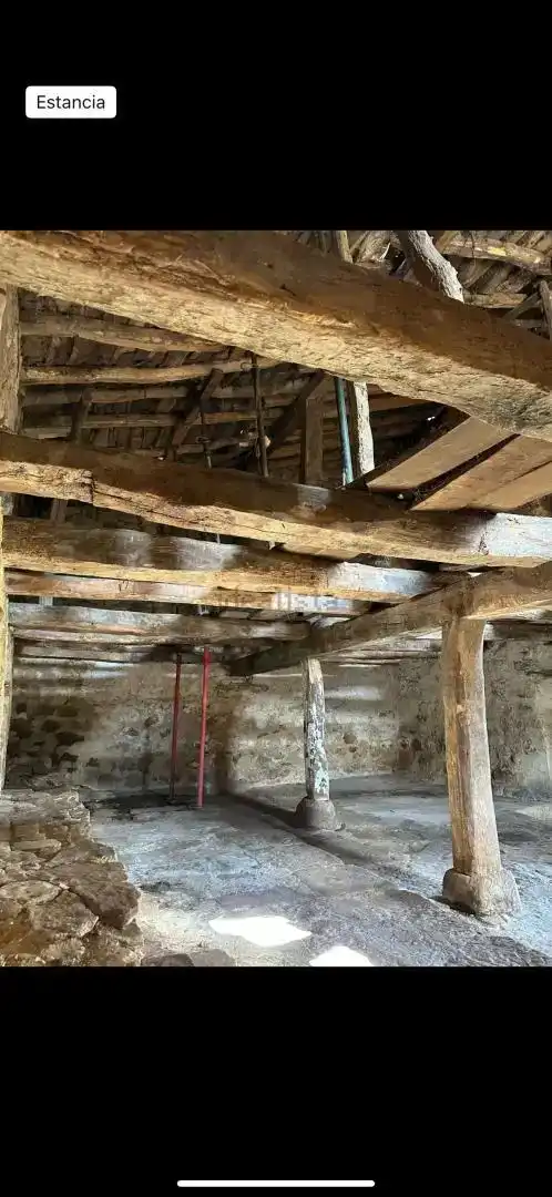 Casa adosada en venda en Valle de Valdebezana amb Jardí privat