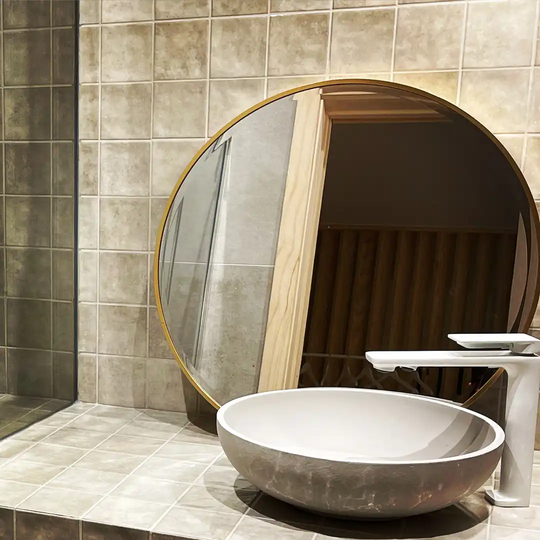 Baño de Estudio de alquiler en Carmona con Aire acondicionado, Amueblado y Microondas