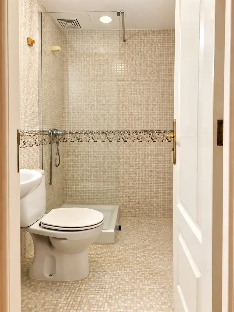 Bany de Apartament de lloguer en Ponent