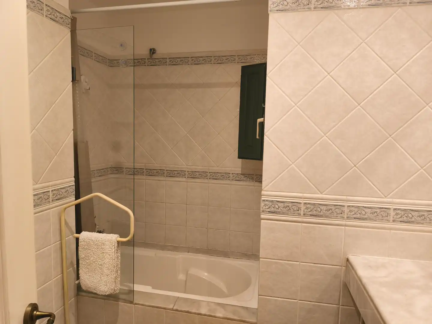 Baño de Dúplex de alquiler en Girona con Calefacción, Amueblado y Horno
