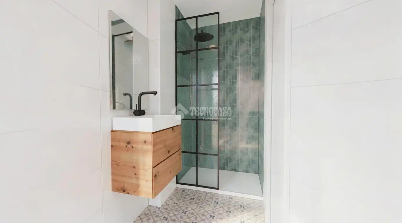 Baño de Piso en venta en L'Hospitalet de Llobregat
