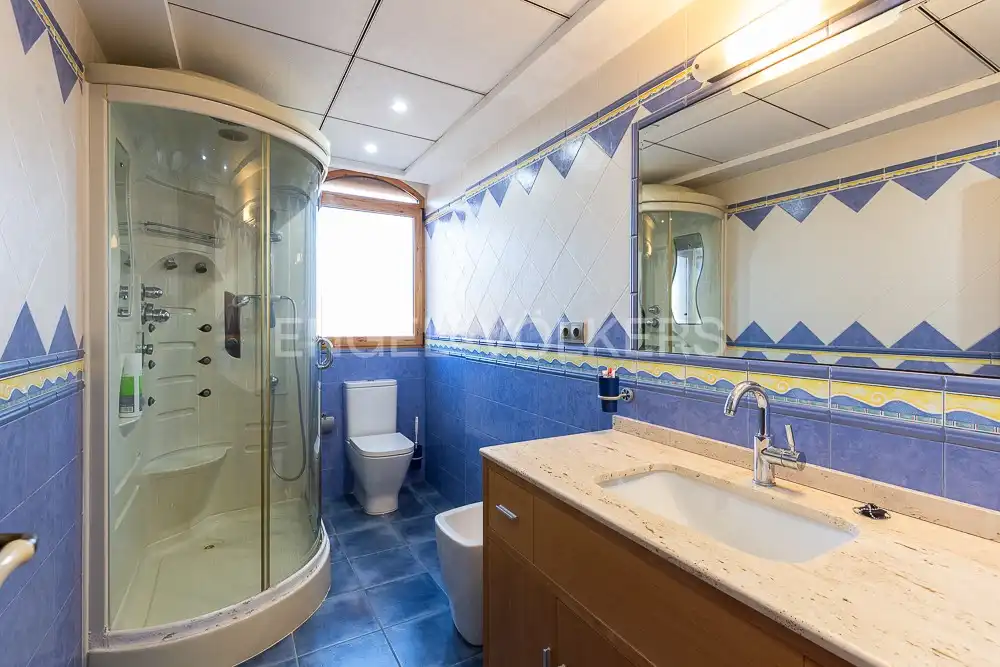 Baño de Casa o chalet en venta en Náquera con Aire acondicionado, Calefacción y Jardín privado