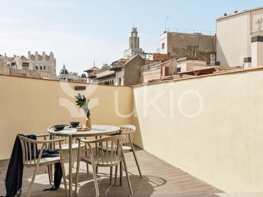Apartment with lift to rent in Carrer de les Jonqueres