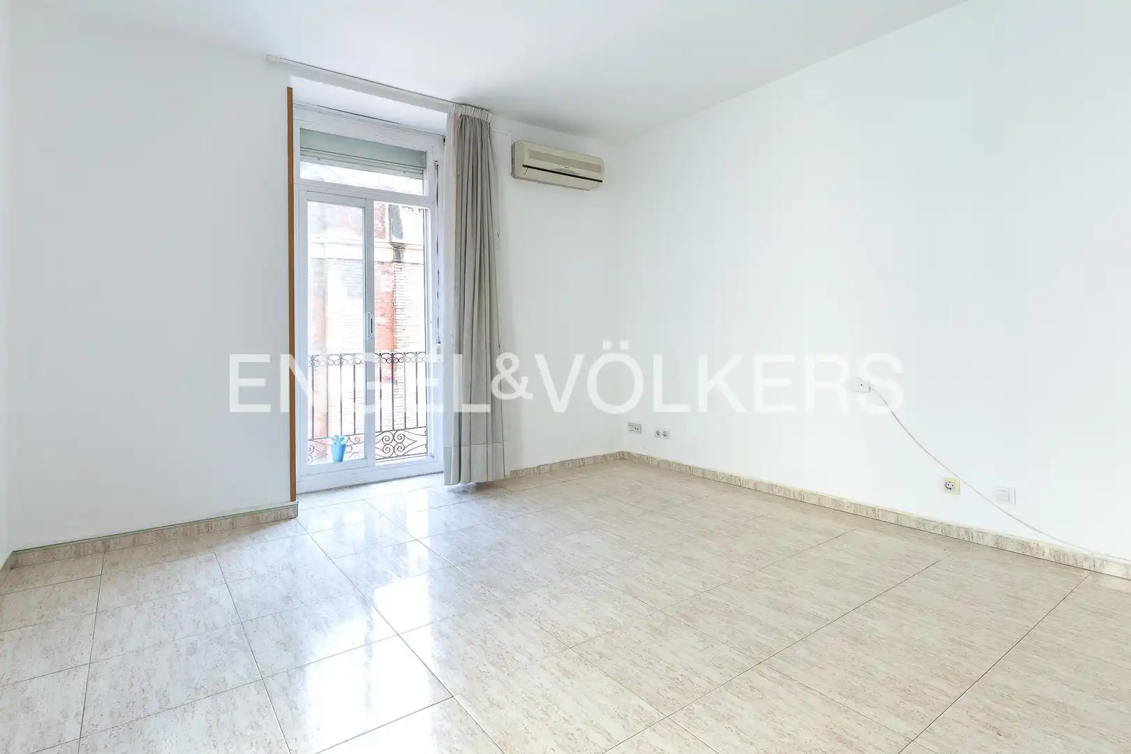 Terrassa de Pis en venda en Barcelona amb Aire condicionat, Calefacció i Parquet