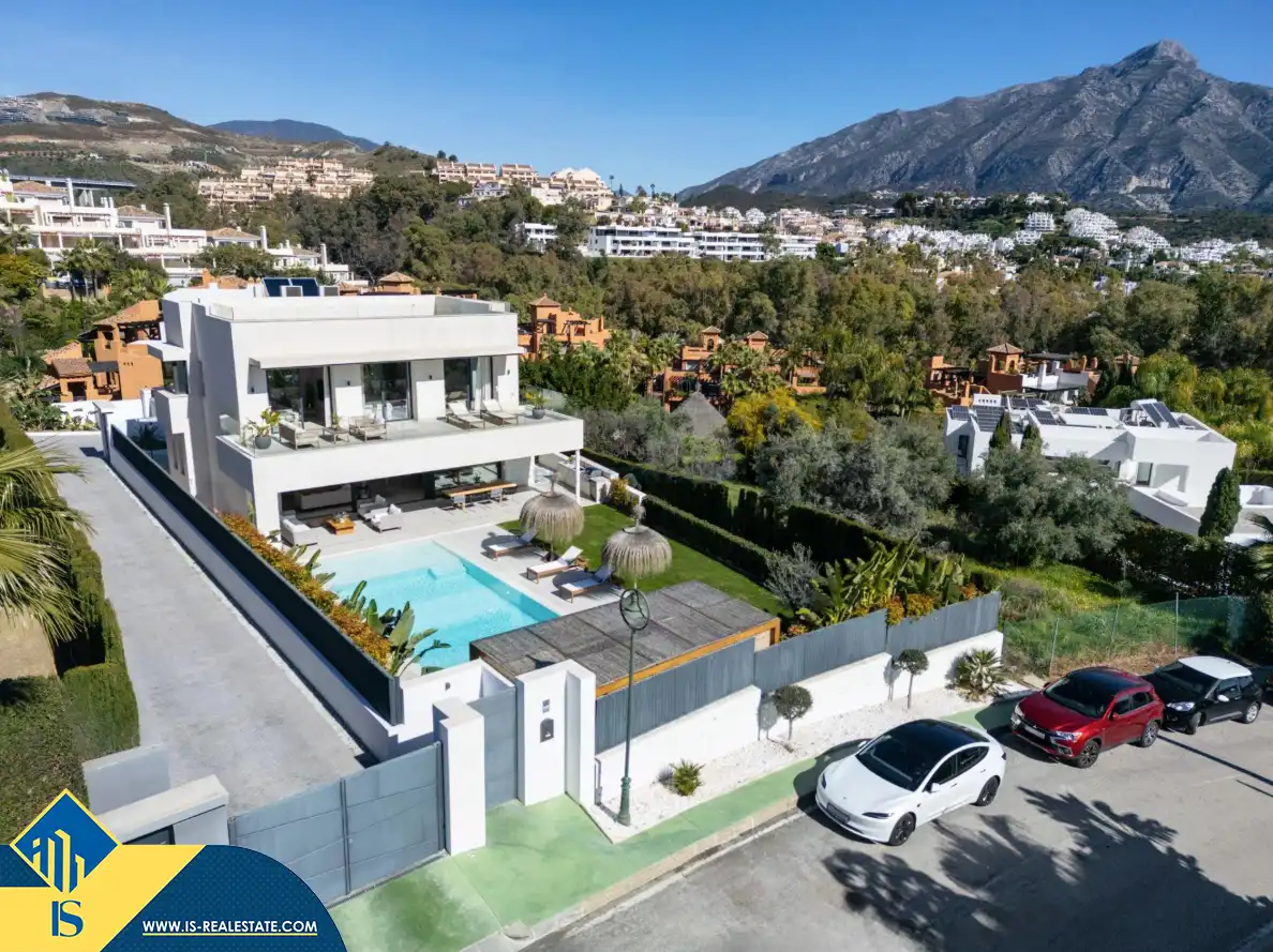 Villa con piscina in vendita a Nueva Andalucía, imagen 31