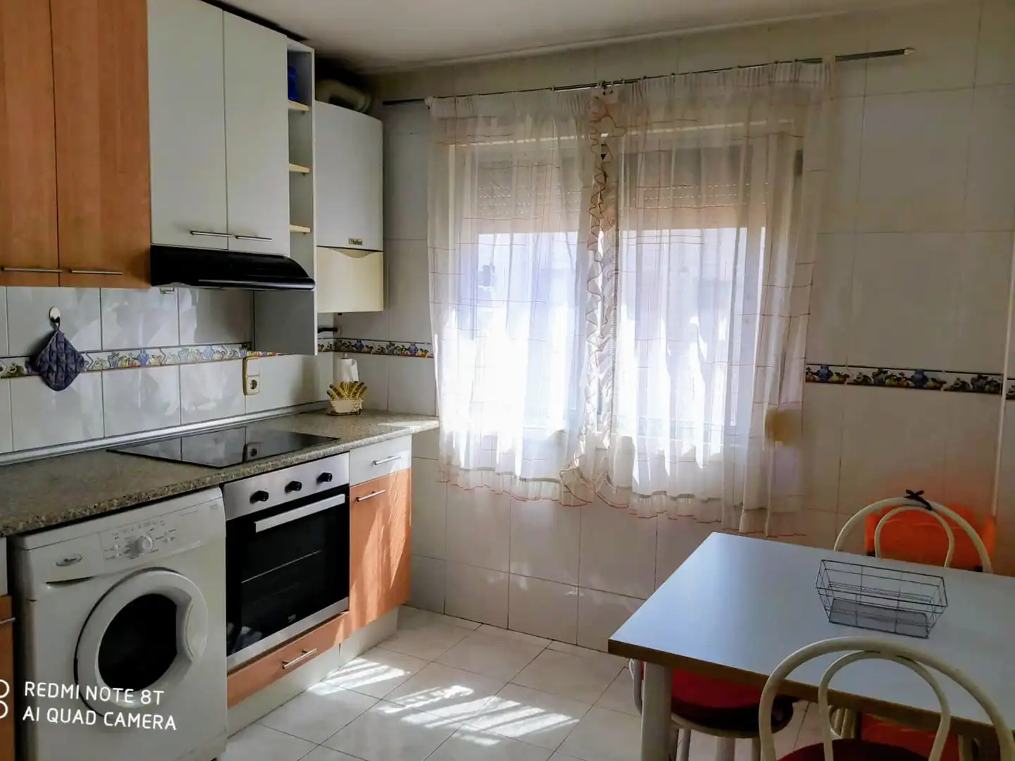 Cocina de Piso de alquiler en Zaragoza con Calefacción, Amueblado y Horno