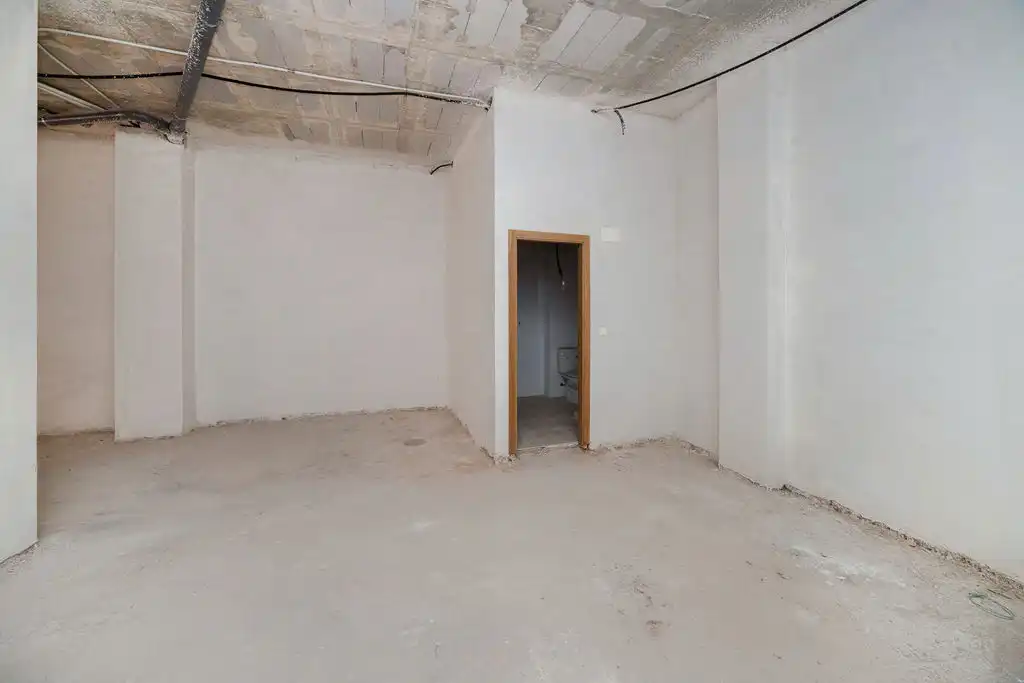 Commercial properties for sale in Monóvar  / Monòver