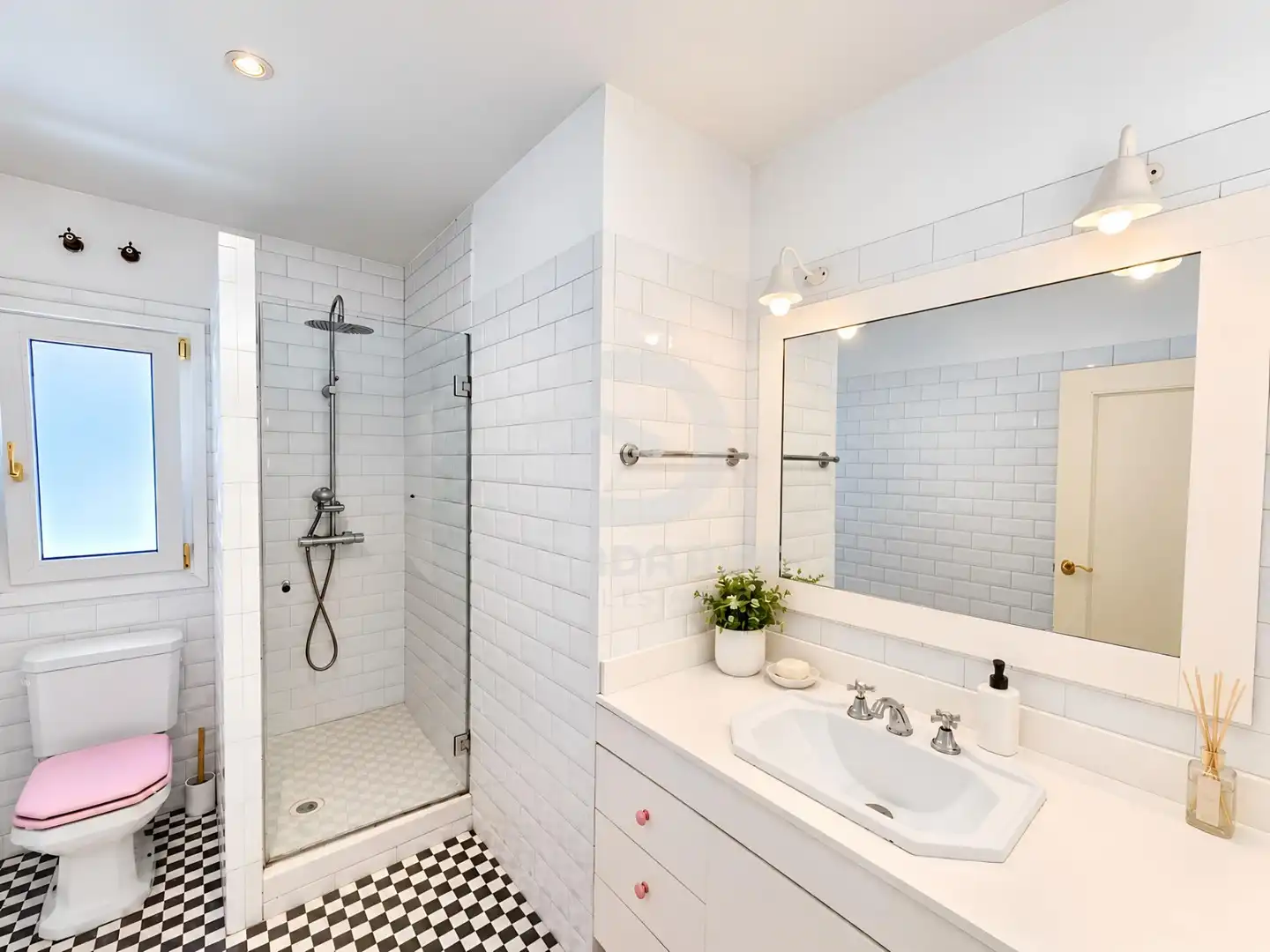 Baño de Casa o chalet en venta en Sant Pere de Ribes con Calefacción, Jardín privado y Piscina