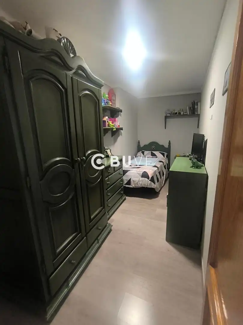 Habitación de Casa adosada en venta en Lucena con Calefacción y Amueblado