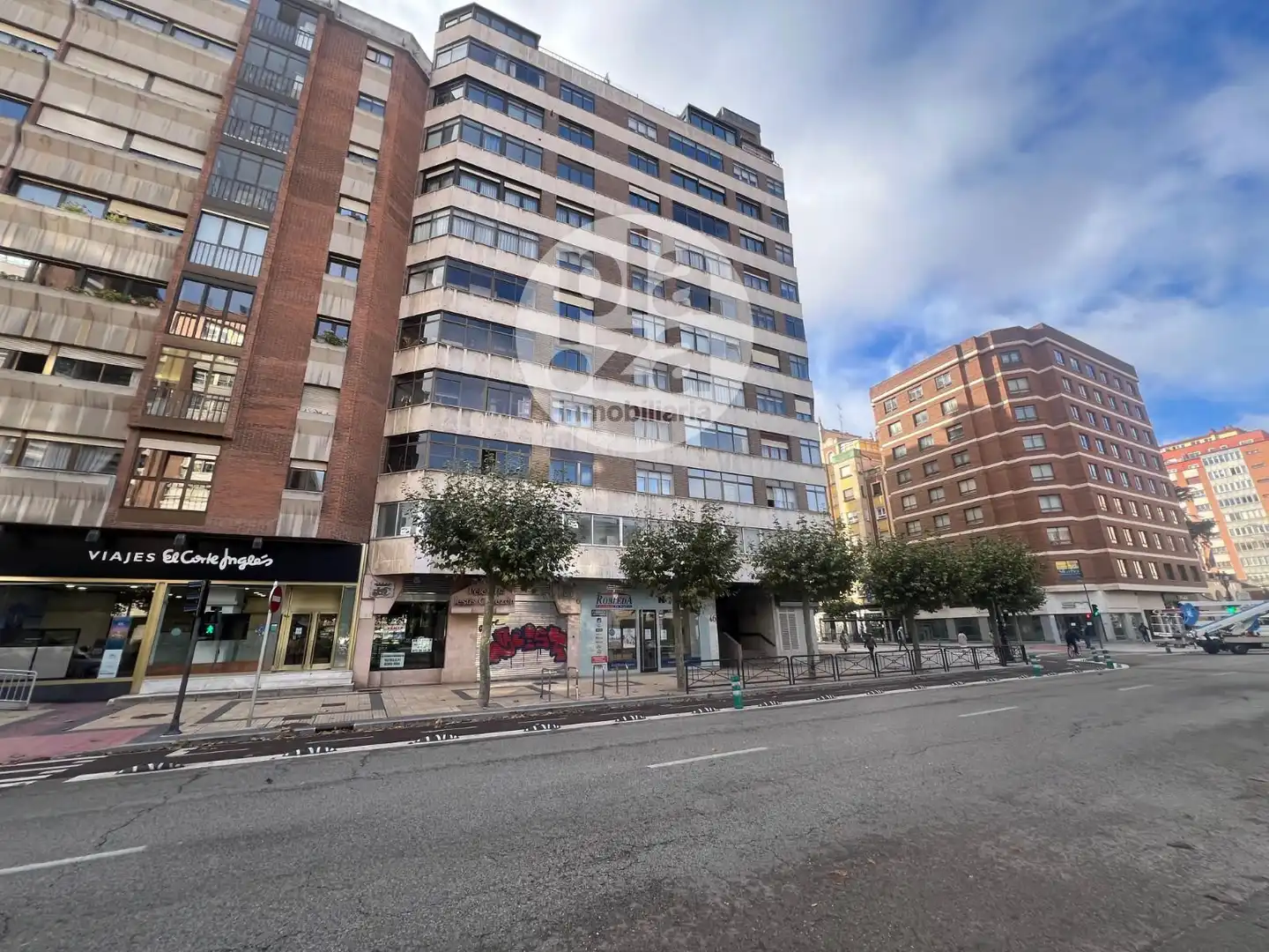 Vista exterior de Oficina en venda en Burgos