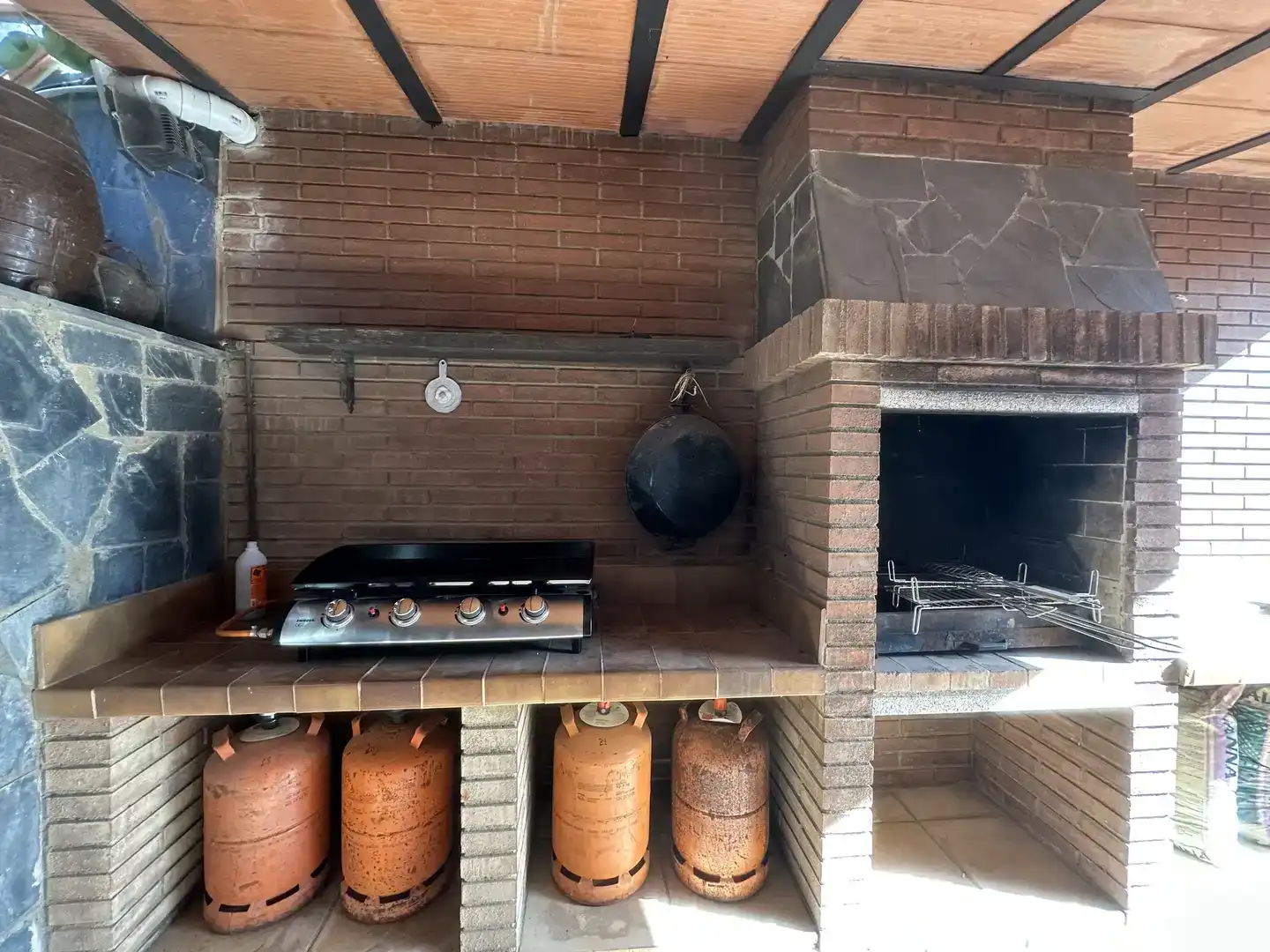 Kitchen of Houses for rent in Teià  with Air Conditioner, Private garden and Parquet flooring