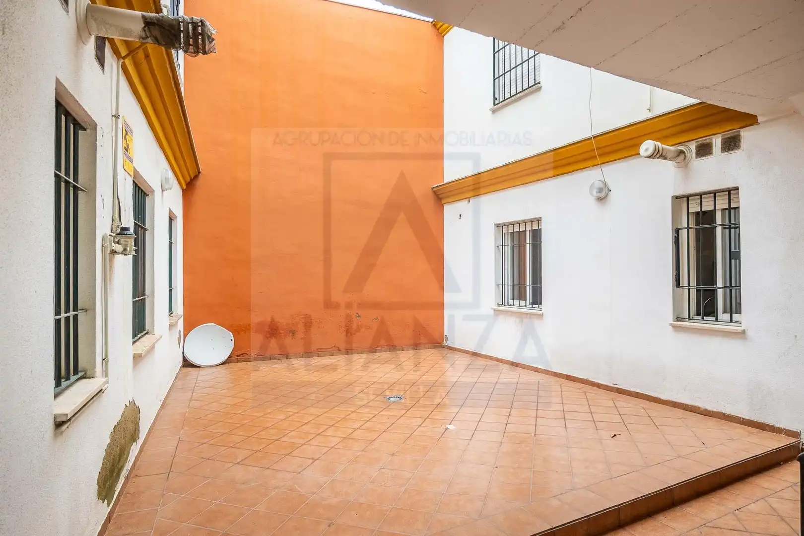 Vista exterior de Piso en venta en Camas con Aire acondicionado