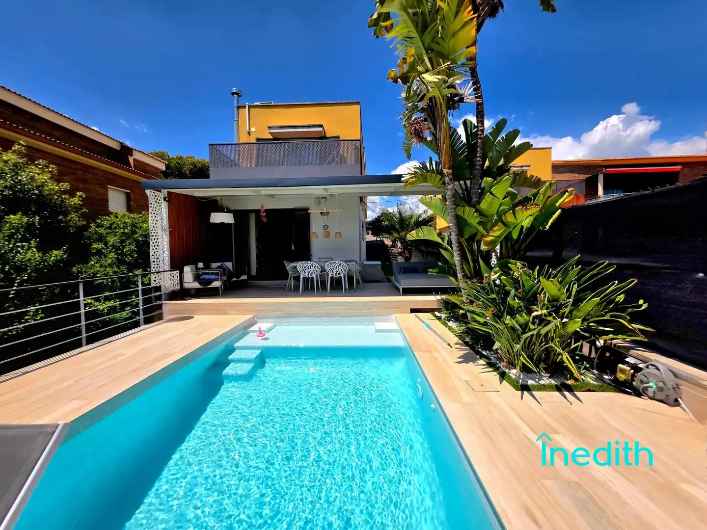 Piscina de Casa o chalet en venta en Cubelles con Aire acondicionado, Calefacción y Jardín privado