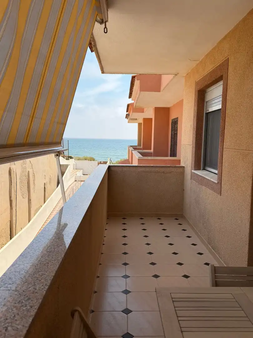 Terrassa de Apartament de lloguer en Sueca amb Parquet, Terrassa i Moblat