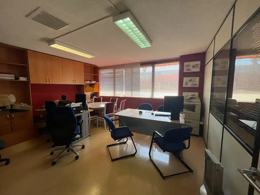 Nave industrial en venta en Albacete con Calefacción y Alarma