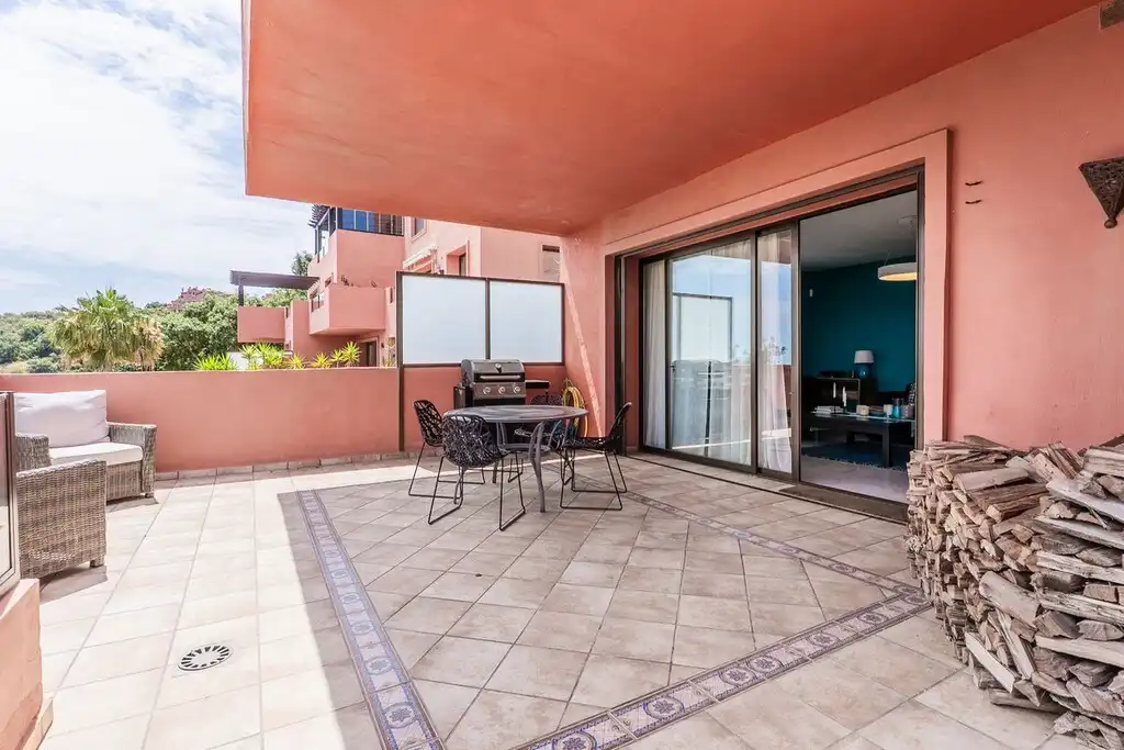 Apartment with pool for sale in La Mairena, imagen 4
