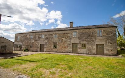 Vista exterior de Finca rústica en venda en Vilalba amb Jardí privat