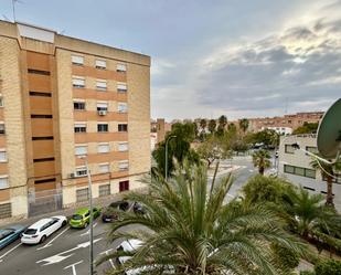 Vista exterior de Pis en venda en Alicante / Alacant amb Jardí privat i Terrassa