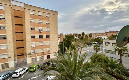 Vista exterior de Pis en venda en Alicante / Alacant amb Jardí privat i Terrassa