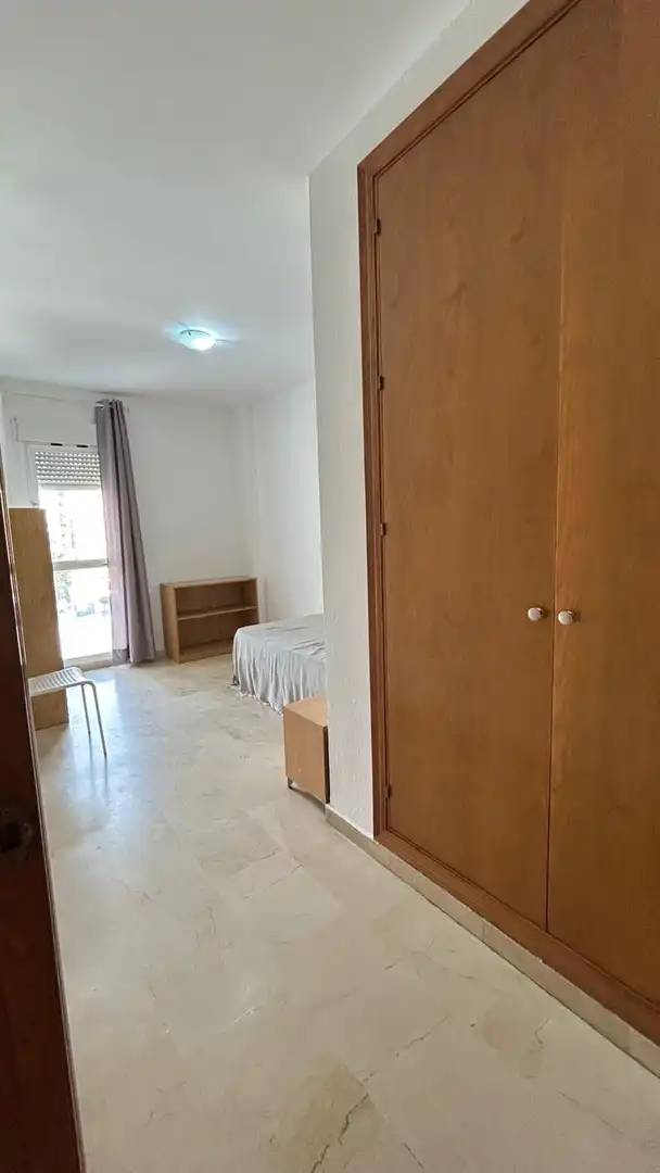 Bedroom of Flat for rent in Algeciras  with Air Conditioner, Furnished and Pets allowed