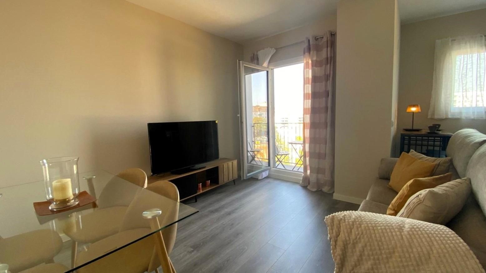 Bedroom of Flat for rent in  Sevilla Capital  with Air Conditioner, Private garden and Terrace