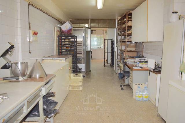 Local comercial en Venta en Santo Tomás de Villanueva, 17 en Chinchibarra