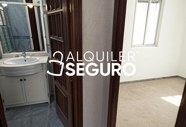 Photo 1 of Flat to rent in Puerto de Piedrafita, Juan XXIII - Rochelambert, Sevilla