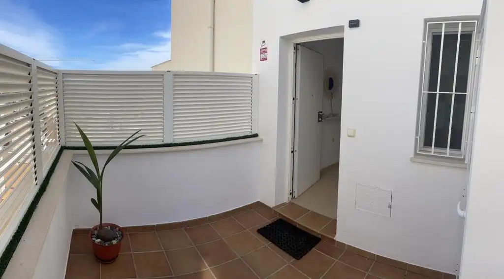 Dachboden zum Verkauf in Pulpí mit Klimaanlage, Heizung und Privatgarten
