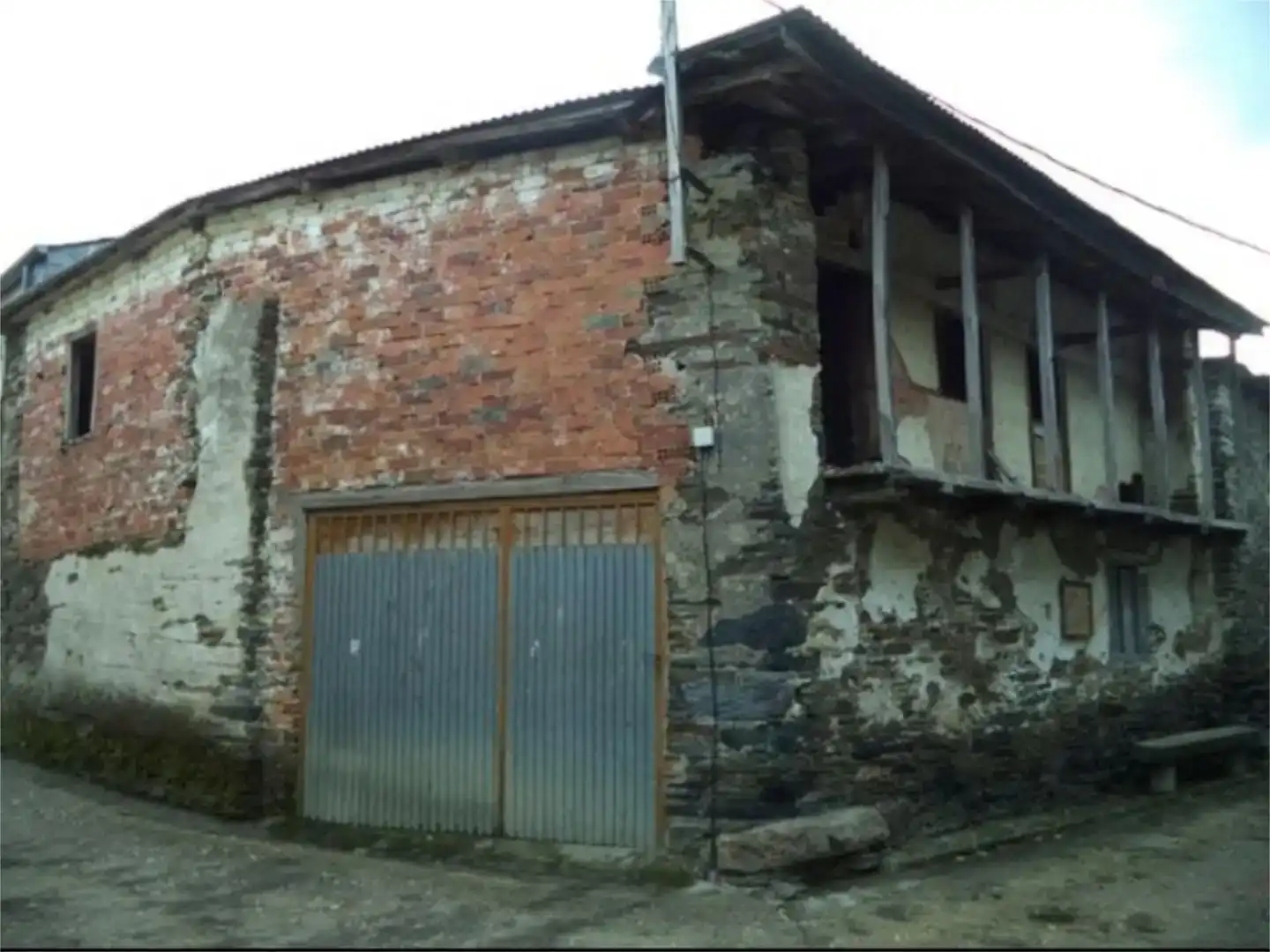 Vista exterior de Pis en venda en Quiroga
