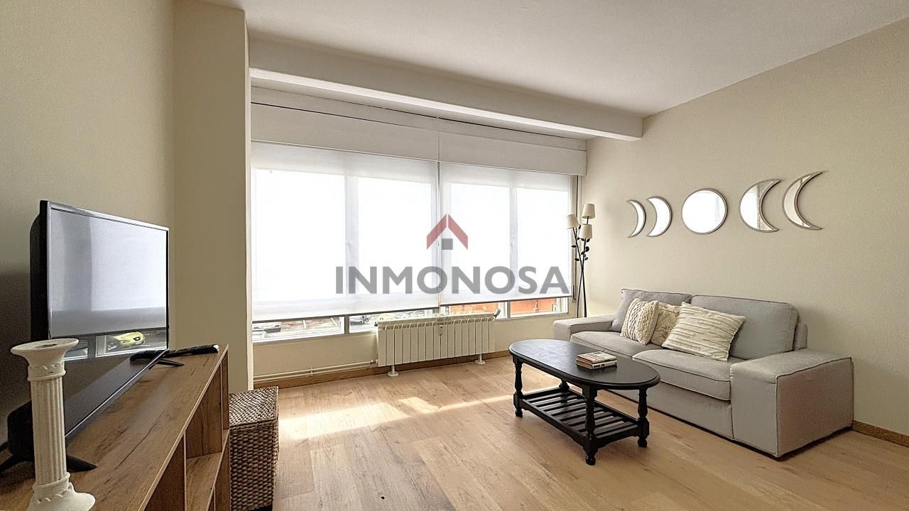 Living room of Flat to rent in Ferrol  with Heating