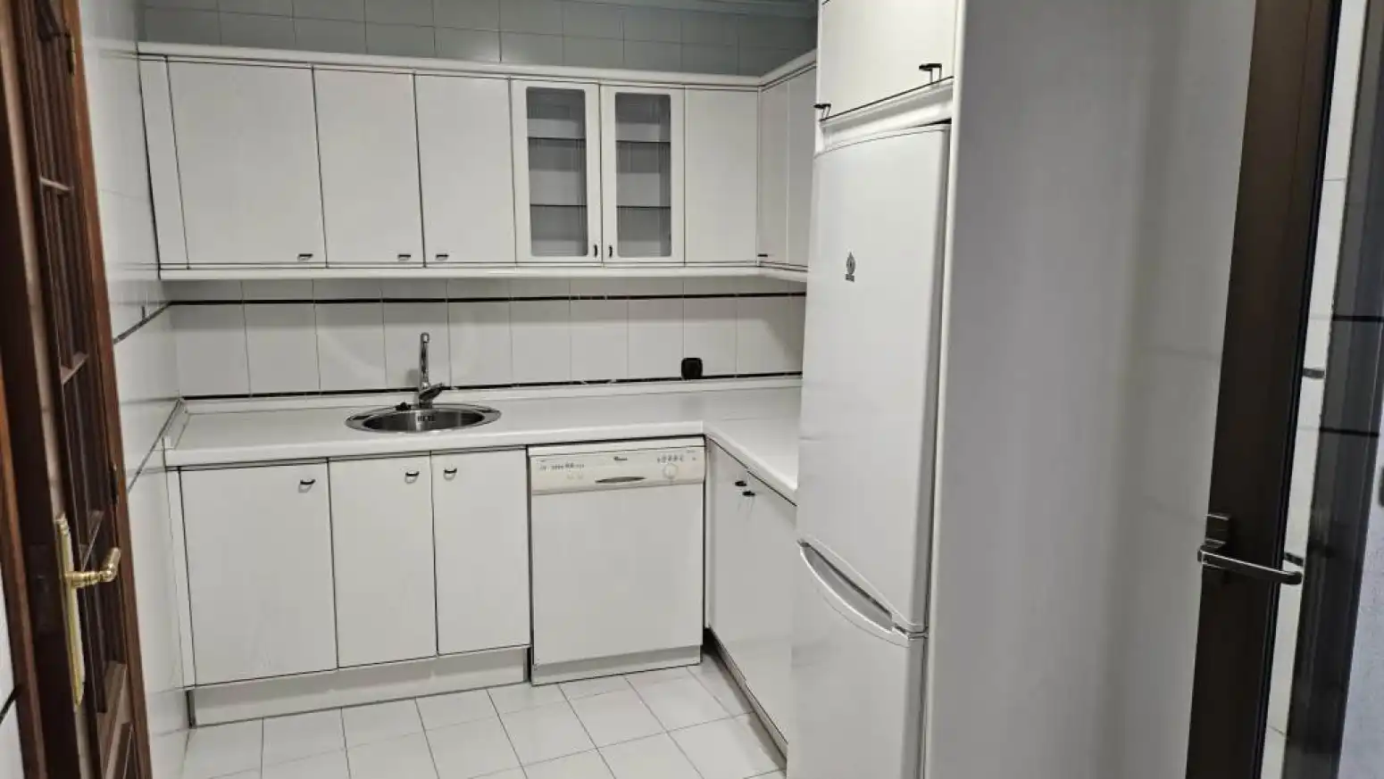 Kitchen of Flat for rent in Salamanca  with Heating, Parquet flooring and Terrace