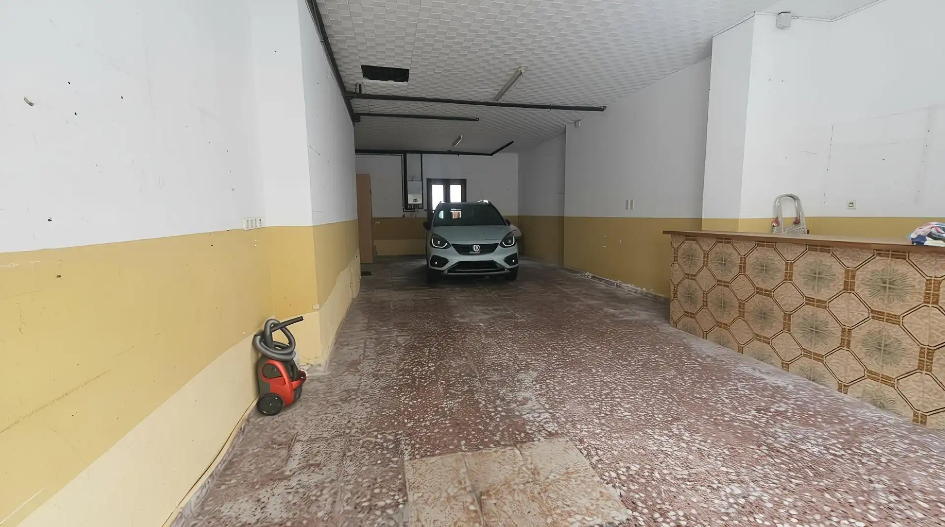 Aparcament de Casa adosada en venda en Sant Pere de Ribes amb Aire condicionat, Calefacció i Jardí privat