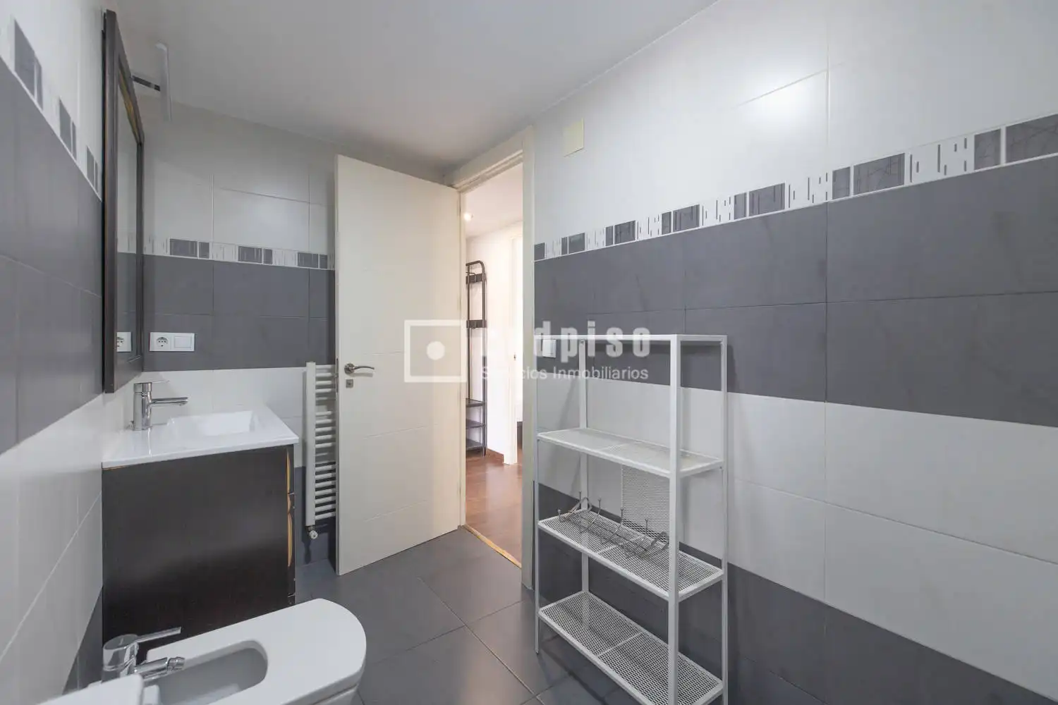 Baño de Piso en venta en Madrid con Aire acondicionado, Calefacción y Terraza