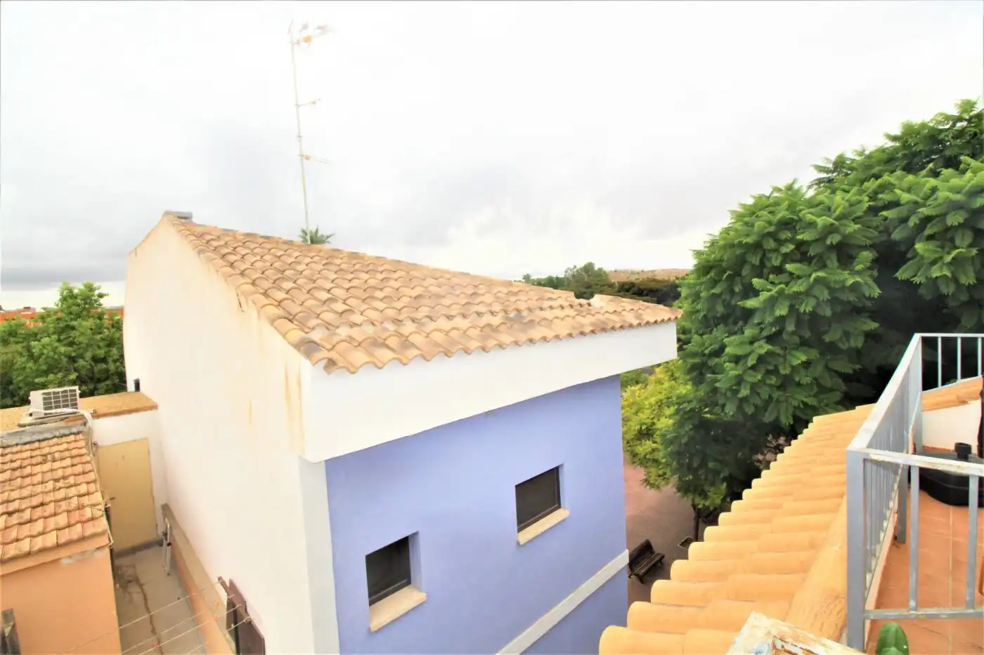 Vista exterior de Dúplex en venta en Alicante / Alacant con Aire acondicionado, Terraza y Balcón