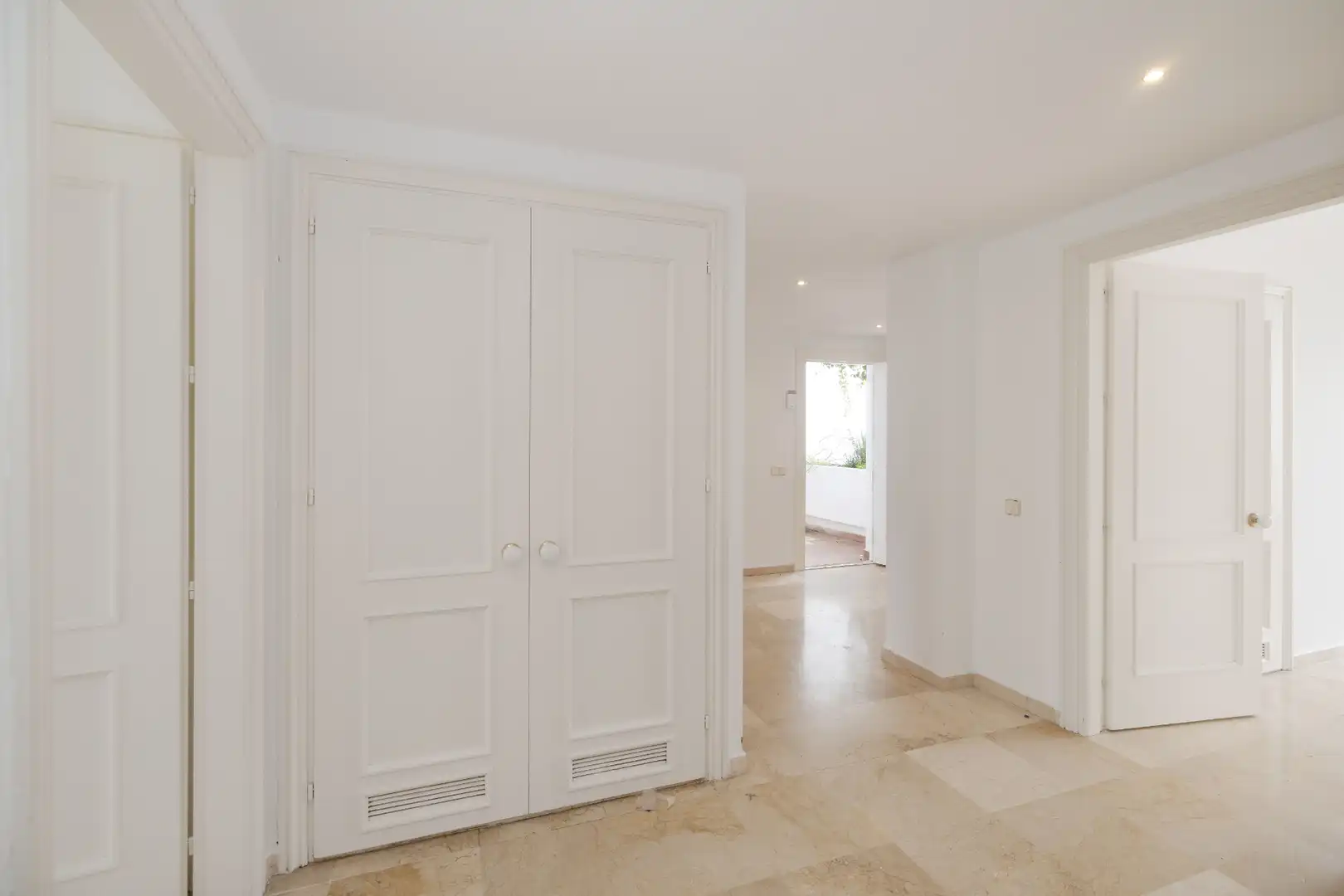 Piso en venta en Marbella con Terraza, Trastero y Balcón
