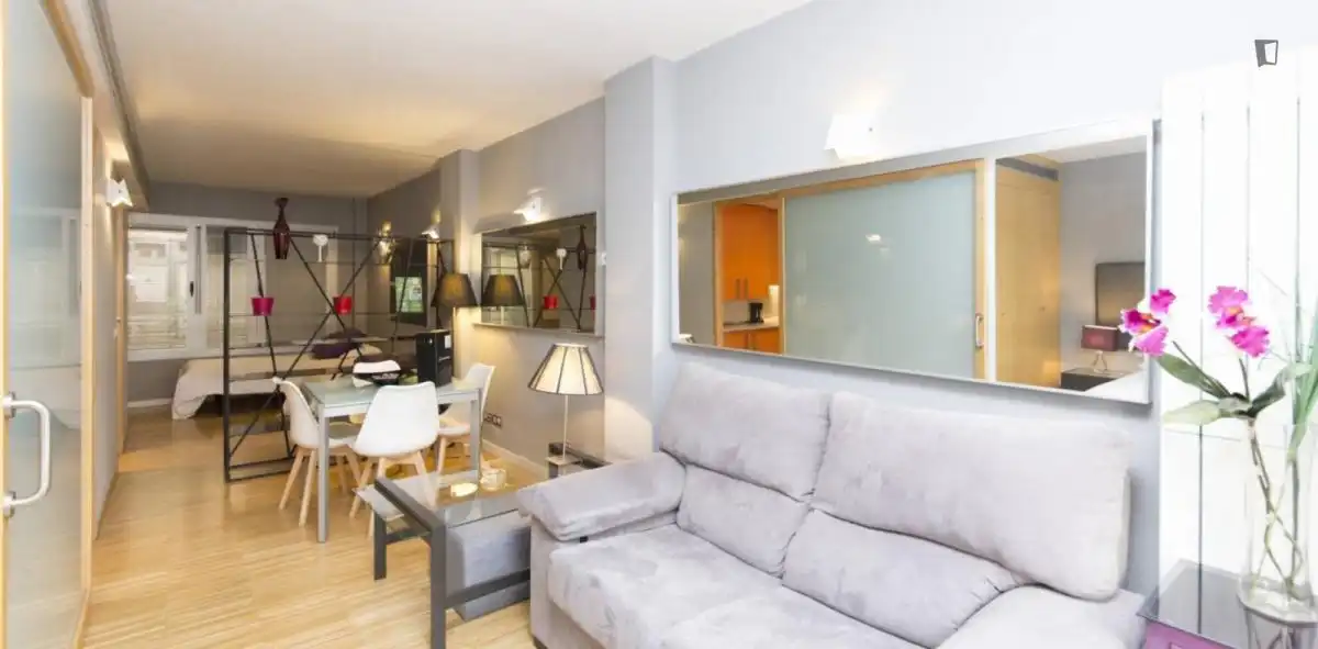 Apartamento con ascensor en alquiler en Centro