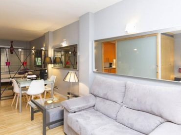 Appartement compact avec ascenseur à louer à Centro