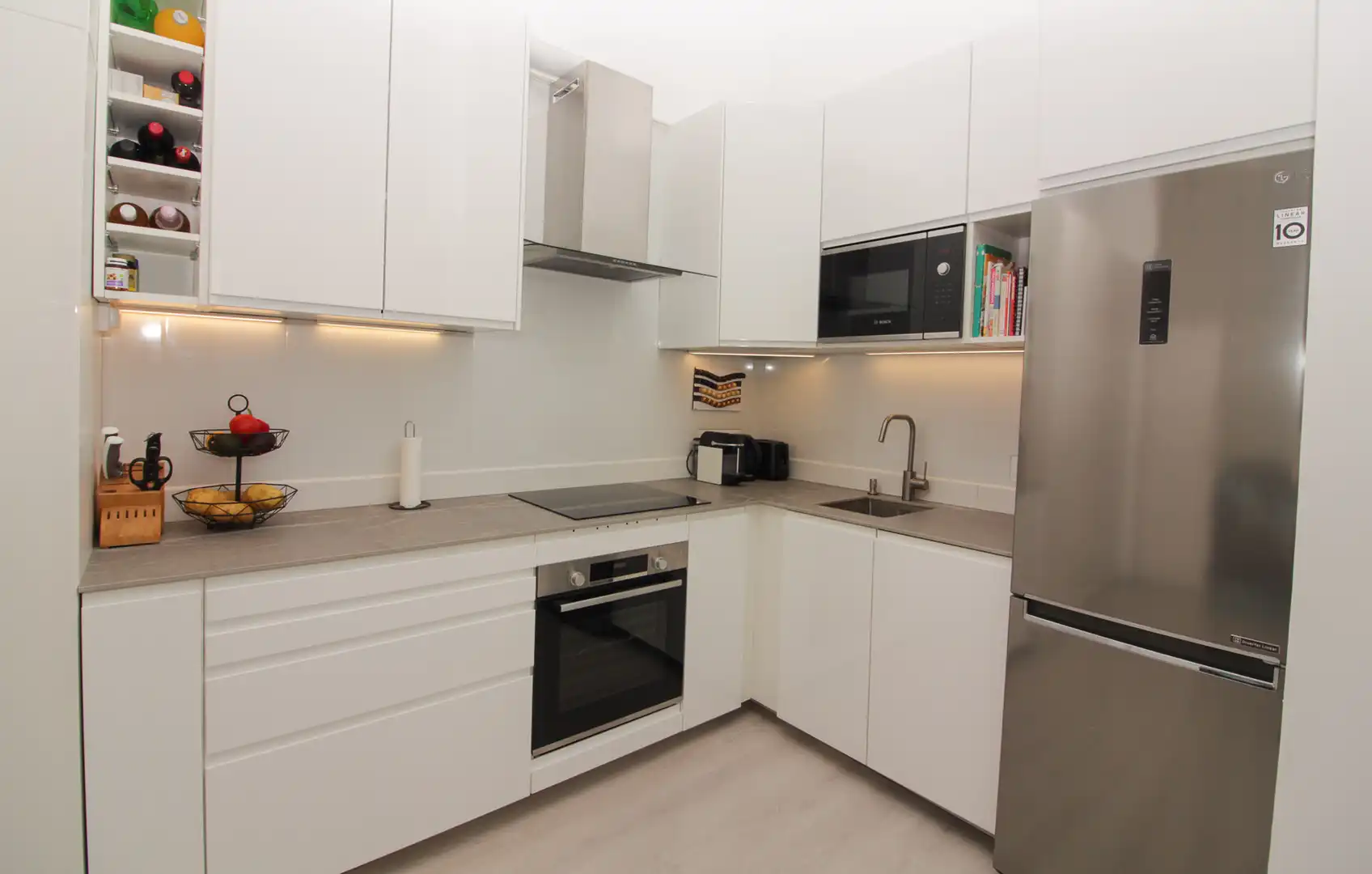 Cuina de Apartament de lloguer en  Palma de Mallorca amb Moblat