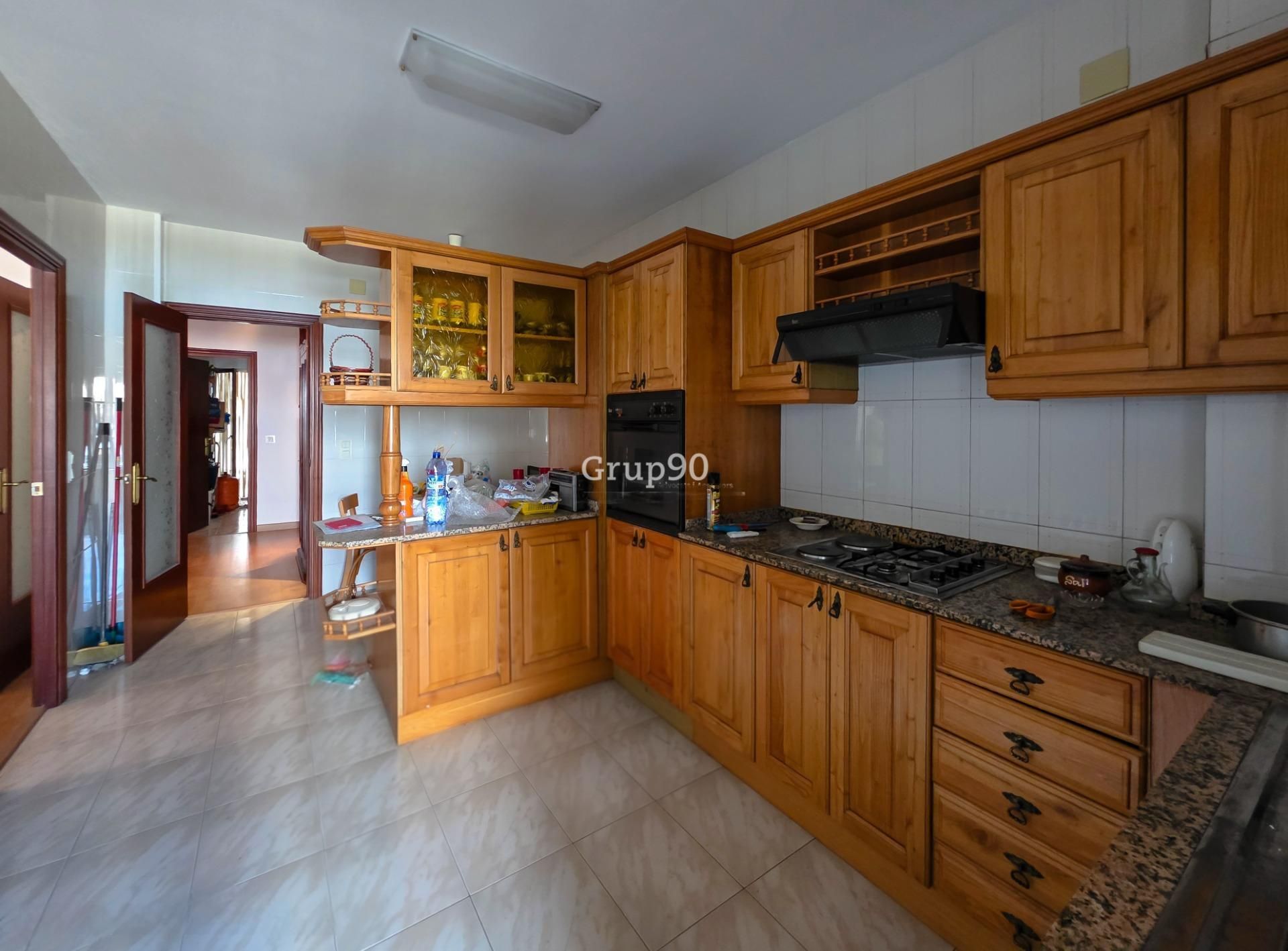 Kitchen of Flat for sale in Alguaire  with Air Conditioner, Heating and Parquet flooring