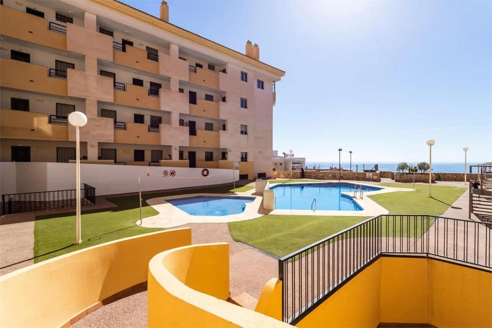 Piscina de Àtic en venda en Benalmádena amb Aire condicionat, Calefacció i Jardí privat