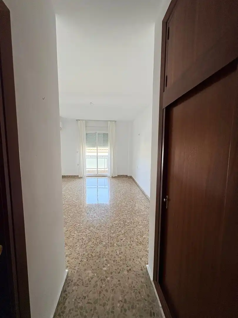Flat for rent in Motril  with Air Conditioner and Balcony