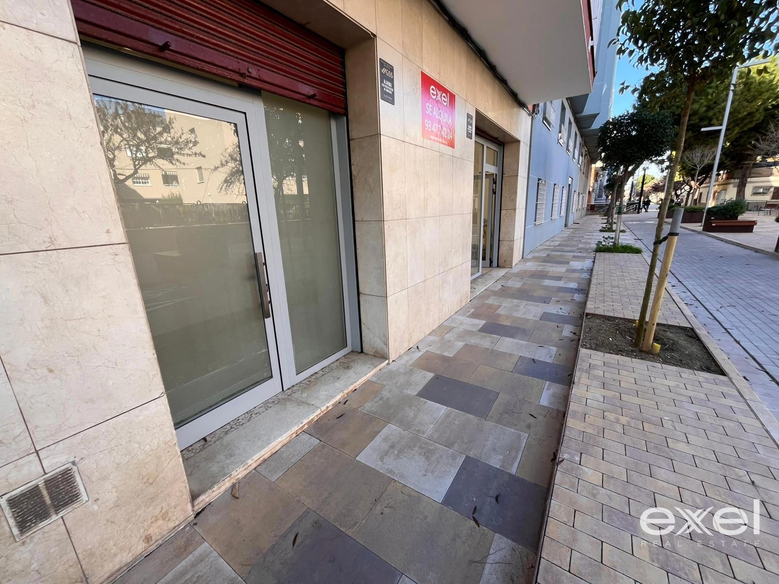 Exterior view of Premises for rent in Sant Joan Despí  with Terrace
