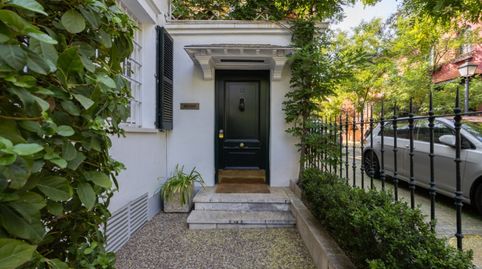 Foto 3 de Casa adosada en venda a Calle Urumea, El Viso, Madrid Capital