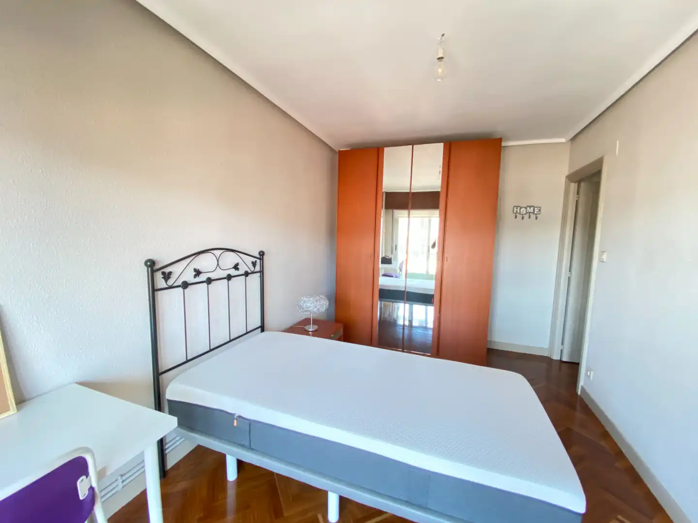 Habitación de Piso de alquiler en Bilbao  con Calefacción, Terraza y Amueblado