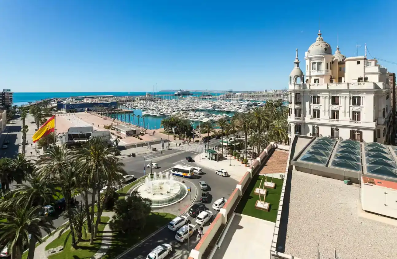 Vista exterior de Apartamento de alquiler en Alicante / Alacant con Aire acondicionado, Calefacción y Parquet